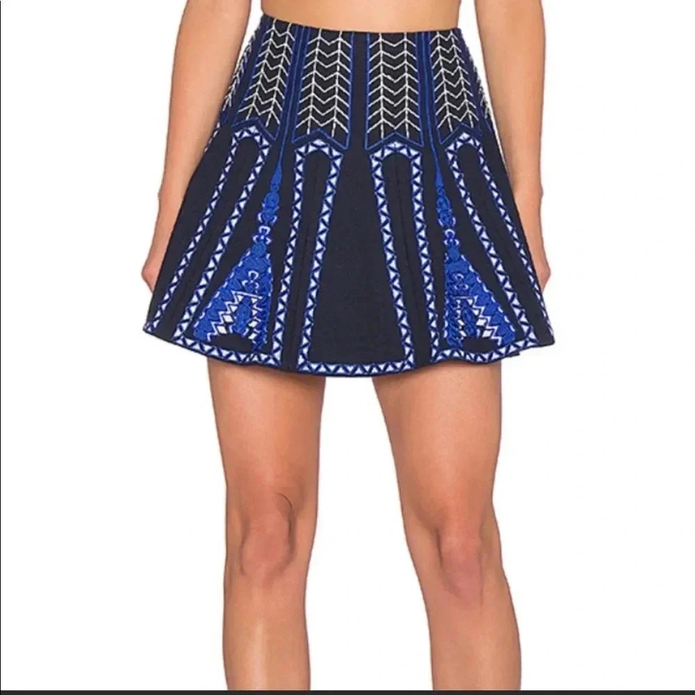 BCBG Mazxaria Katrin Top and Skirt - Picture 7 of 11